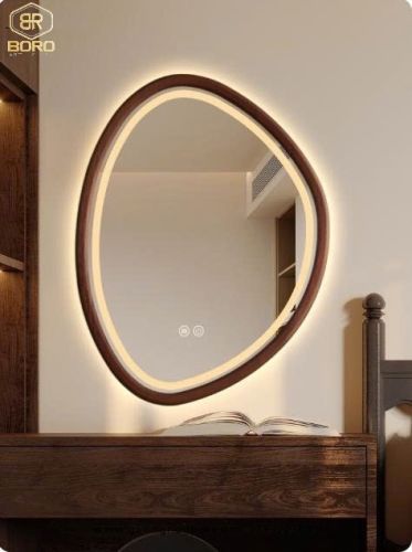 Gương hình giọt nước khung gỗ có đèn led CNC40-LEDVIEN, kích thước 60*80cm