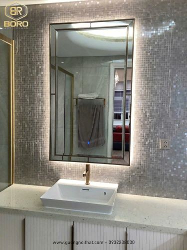 Gương treo tường hình chữ nhật khung inox có led hắt INOXLEDBR198, KT 68*100cm